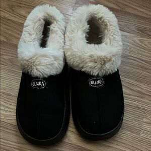 Women's Black and Cream Fur-Lined Slippers